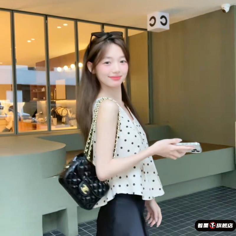 https://fulmo-img-server.com/frillista/f7402bea-eb5b-48b9-b4d4-ad02b2c17d91.jpg