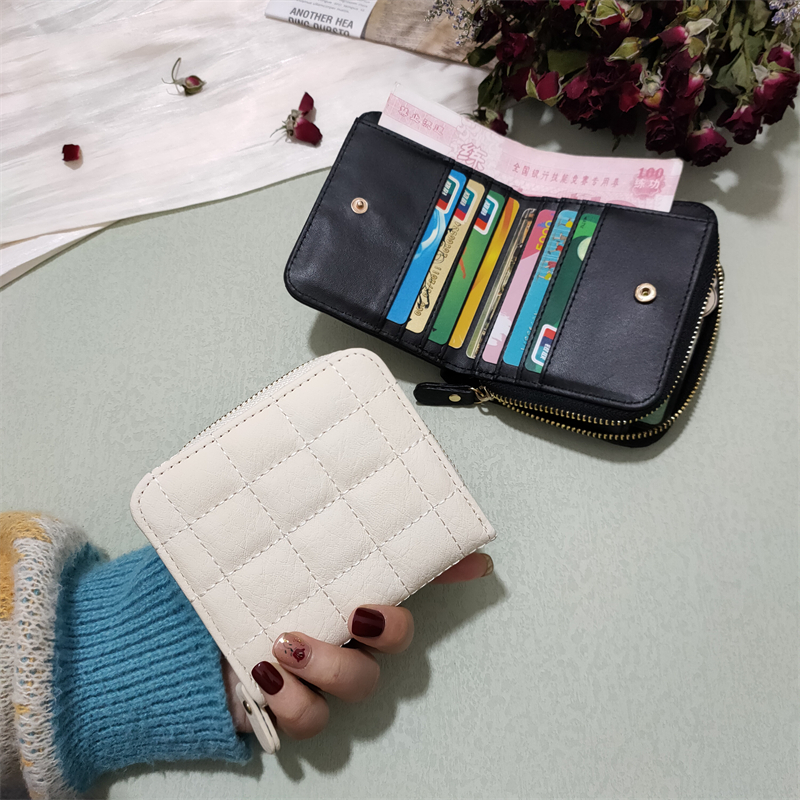 レディース二つ折り財布 キルティングステッチラウンドファスナー二つ折り財布