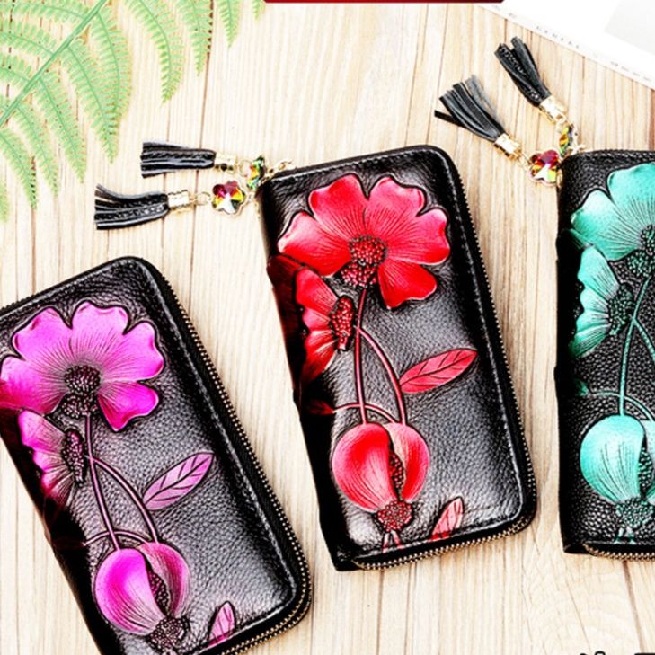 レディース二つ折り財布 花柄刺繍本革レディース二つ折り財布