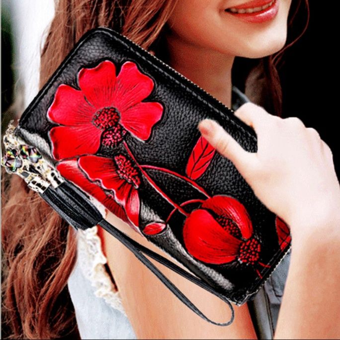 レディース二つ折り財布 花柄刺繍本革レディース二つ折り財布