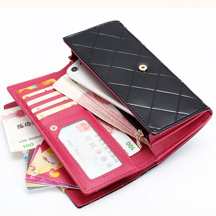 レディース二つ折り財布 キルティング模様金属プレート付きコンパクト二つ折り財布