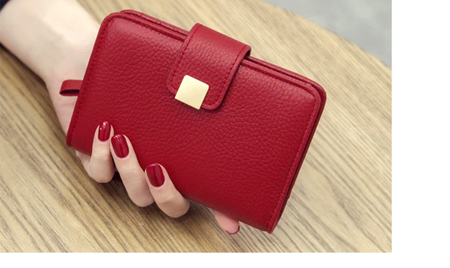 レディース二つ折り財布 金具留め具付きシュリンクレザー二つ折り財布