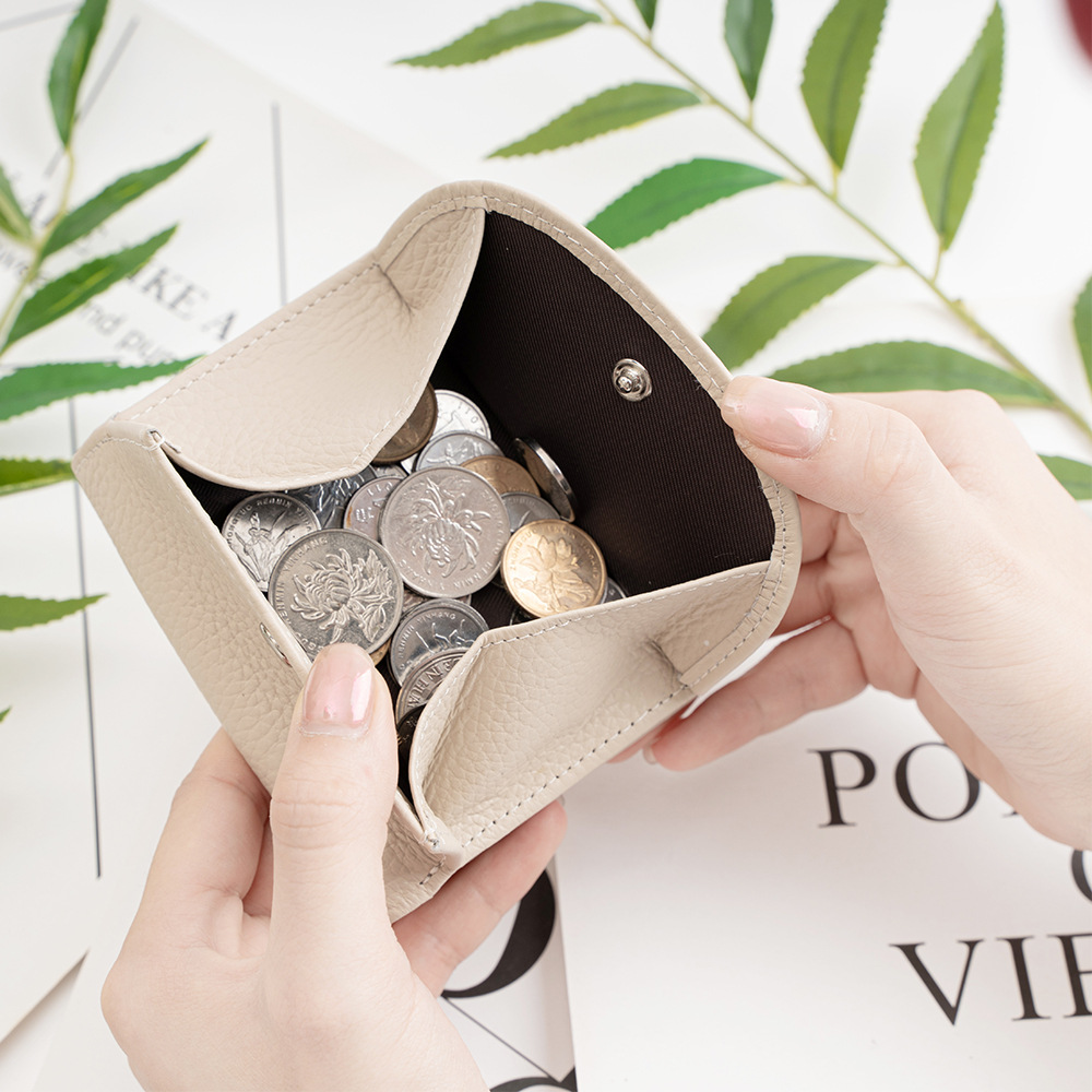 レディース二つ折り財布 コンパクト二つ折り財布 お札が折れない小銭入れ付き