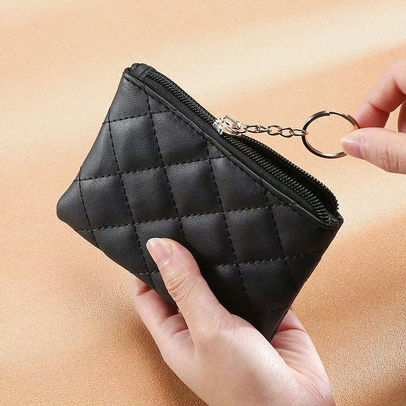 レディース二つ折り財布 キルティングステッチキーリング付き二つ折り財布