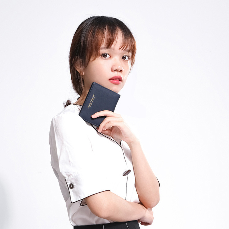 レディース二つ折り財布 上質レザーコンパクト二つ折り財布