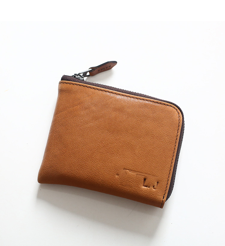 レディース二つ折り財布 本革仕様のエルシェイプ二つ折りミニ財布