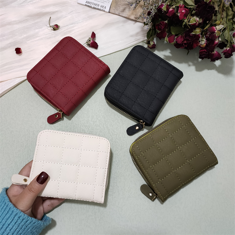 レディース二つ折り財布 キルティングステッチラウンドファスナー二つ折り財布