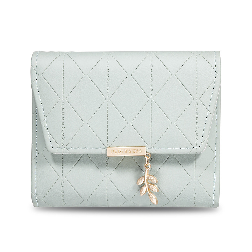 レディース二つ折り財布コンパクト キルティングステッチリーフチャーム付き二つ折り財布