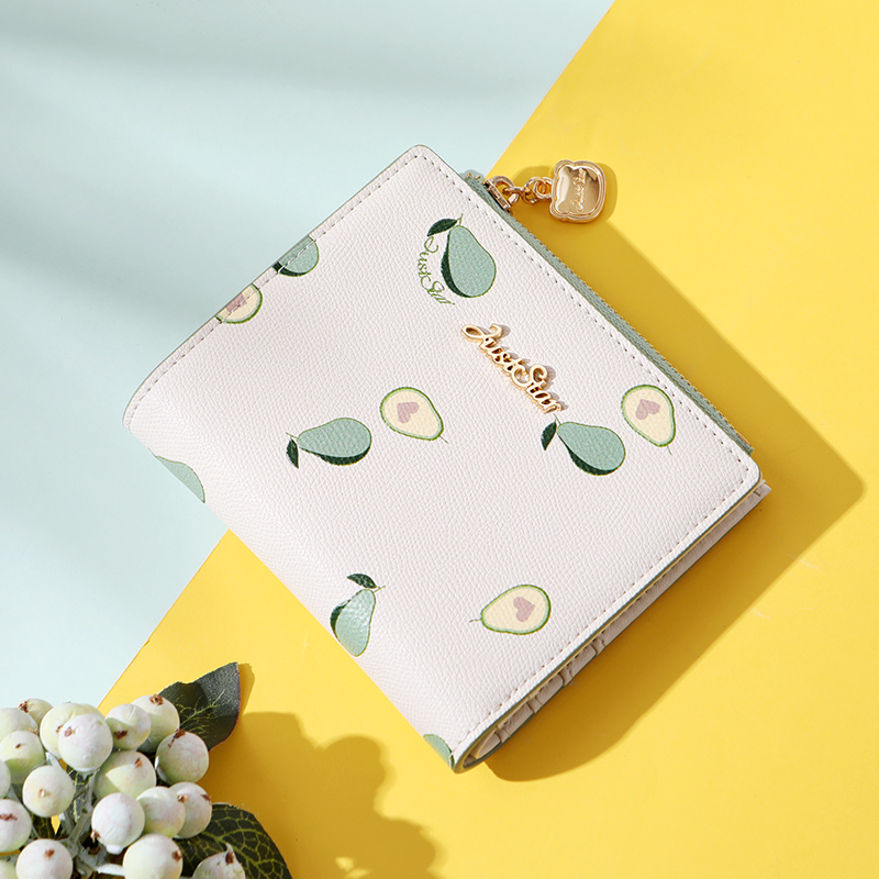 レディース二つ折り財布 アボカド柄がキュートなミニ二つ折り財布