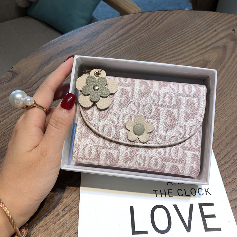 レディース二つ折り財布 花モチーフ装飾付きコンパクト二つ折り財布