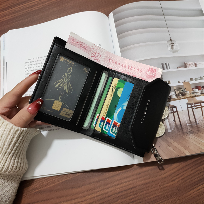 レディース二つ折り財布 キルティングステッチ二つ折りミニ財布