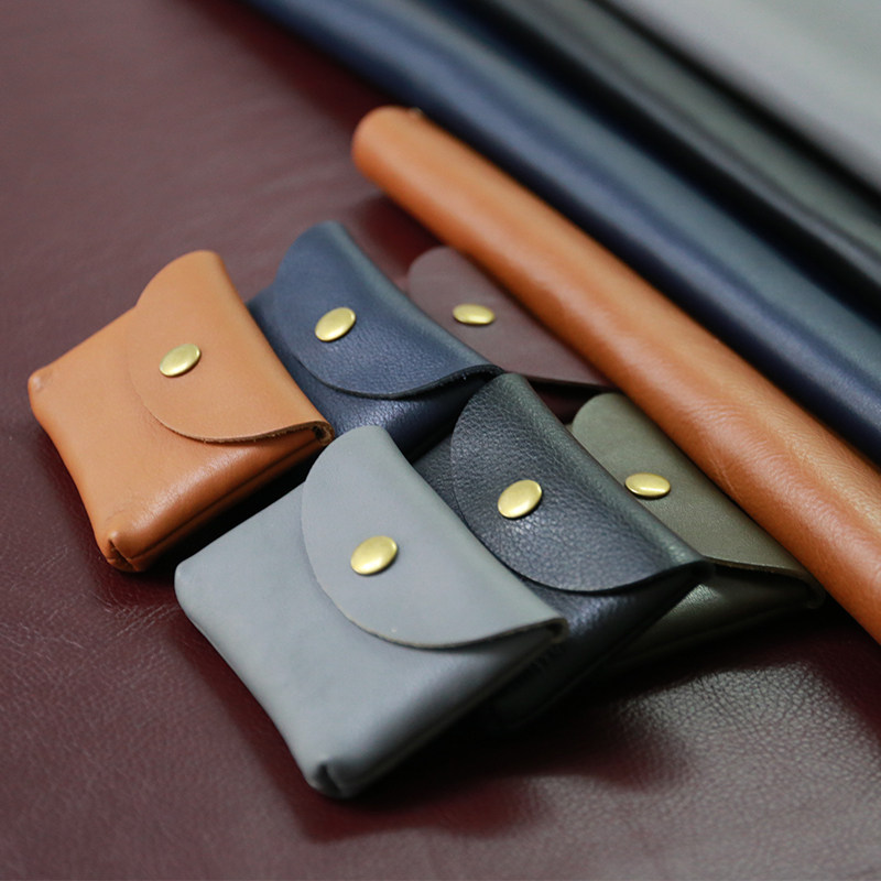 レディース二つ折り財布 本革スナップボタン留め二つ折りミニ財布