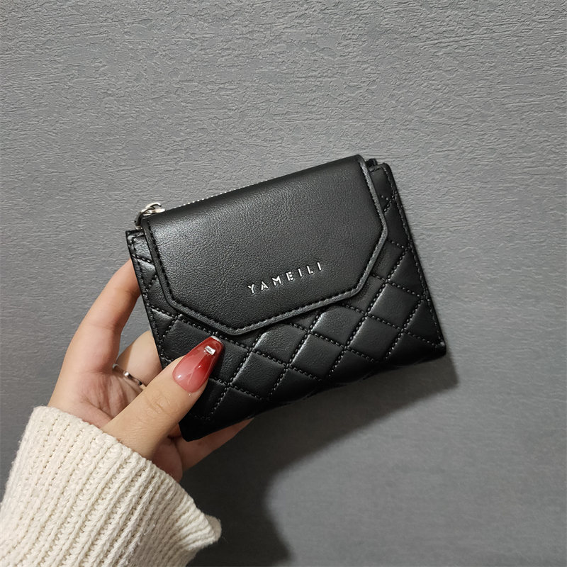 レディース二つ折り財布 キルティングステッチ二つ折りミニ財布