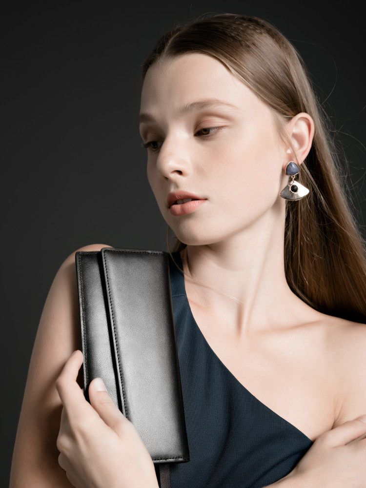 レディース二つ折り財布 上質本革スリム長財布二つ折りタイプ