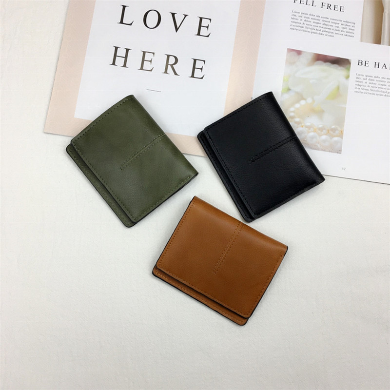 レディース二つ折り財布 本革使用シンプルデザインのコンパクト二つ折り財布