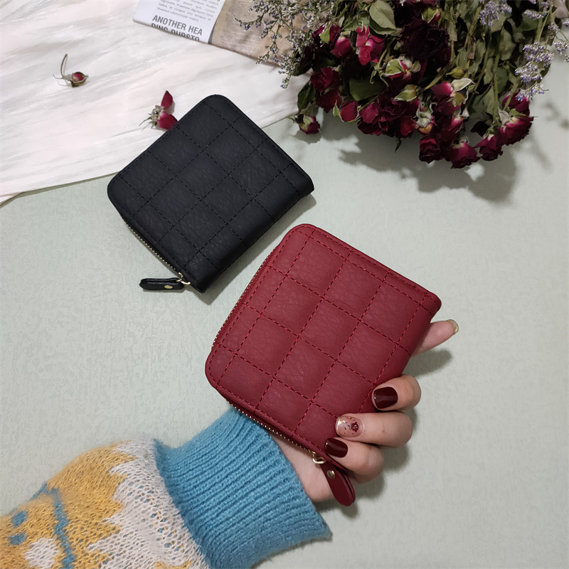 レディース二つ折り財布 キルティングステッチラウンドファスナー二つ折り財布