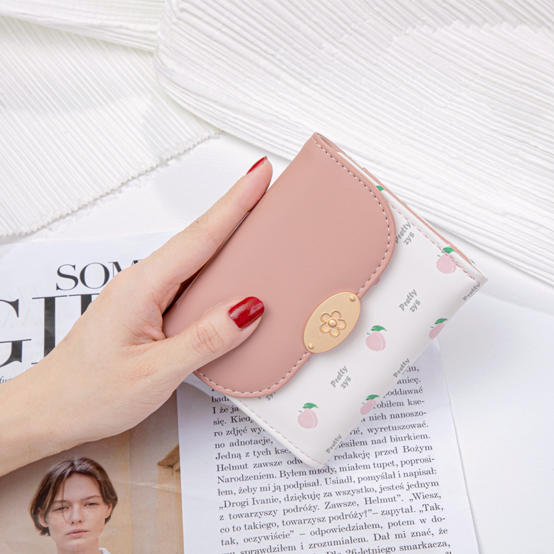 レディース二つ折り財布 フラワー金具付き果物柄二つ折りミニ財布