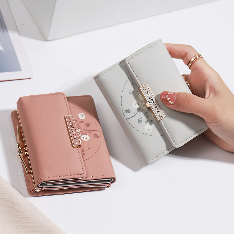 レディース二つ折り財布 花柄刺繍レディース二つ折りがま口財布