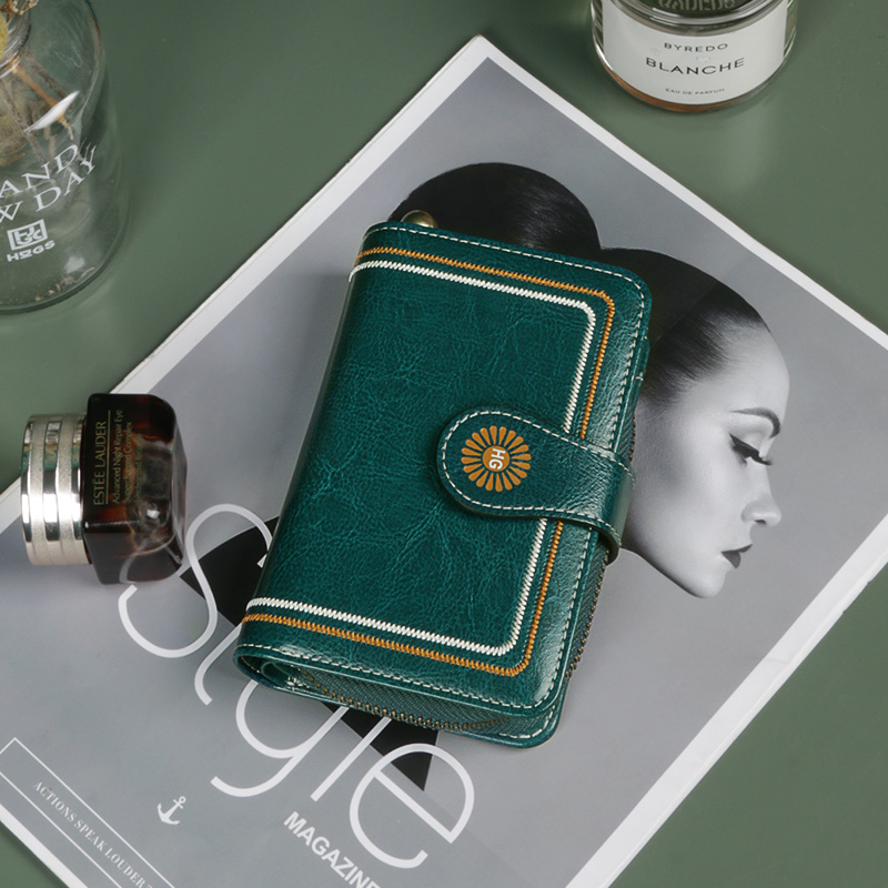 レディース二つ折り財布 太陽模様金具付き多機能レディース二つ折り財布