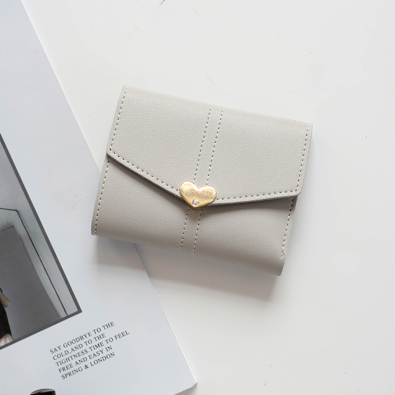 レディース二つ折り財布 ハート金具付きコンパクト二つ折り財布