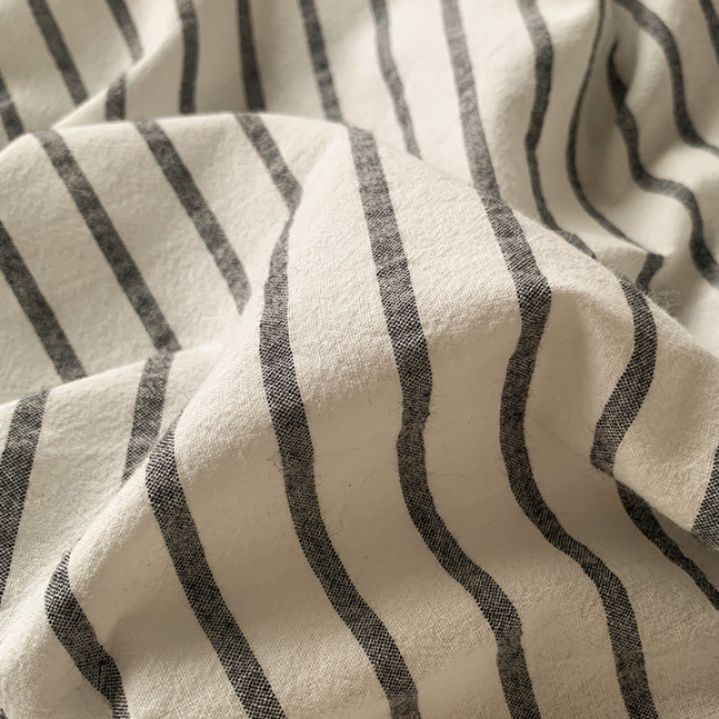  縦縞模様刺繍縁取り布団カバーセット