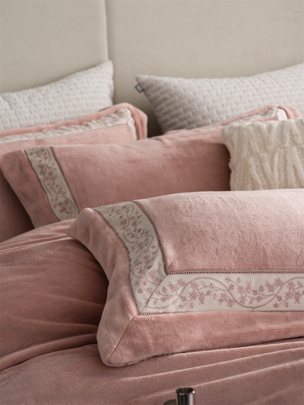 布団カバー セット 花柄刺繍ボーダー高級布団カバーセット