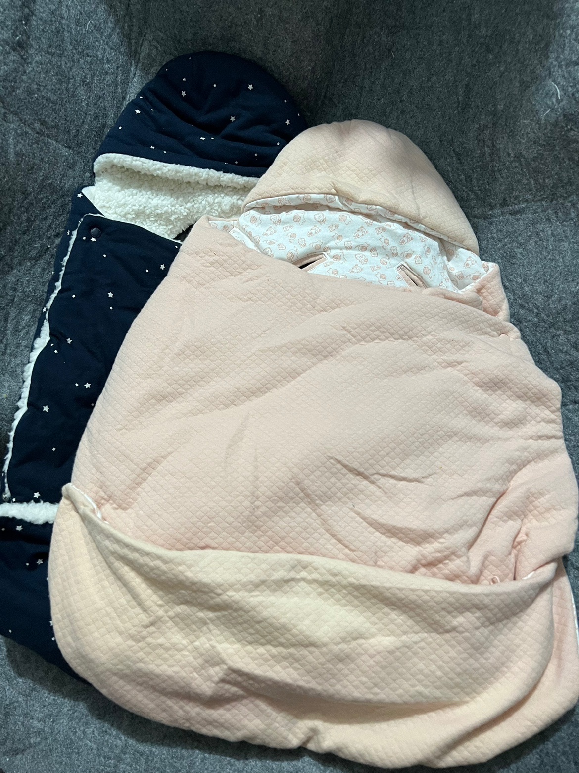 ベビー布団 もこもこおくるみ型ベビー敷布団