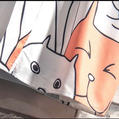猫柄シャツ　キュートな動物たちの総柄シャツ