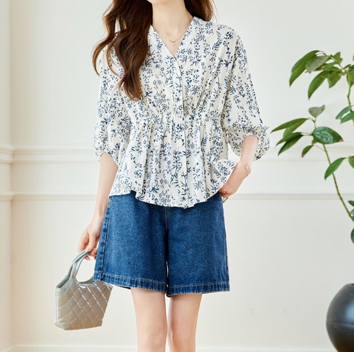 柄シャツ 涼花草模様 七分袖ふんわりブラウス