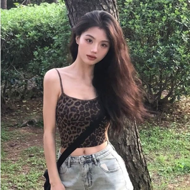 柄シャツ 野生の魅力 キャミソールトップス