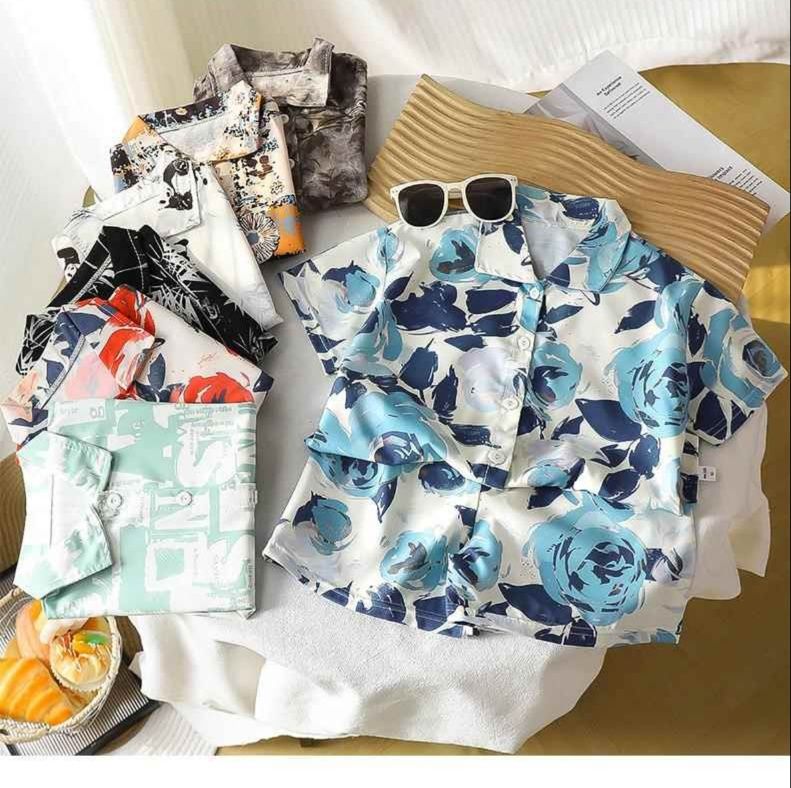 柄シャツ 優雅な花模様セットアップ