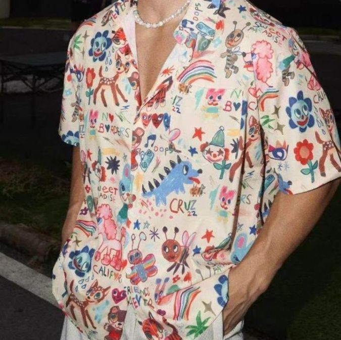 柄シャツ らくがき風アート 総柄開襟シャツ