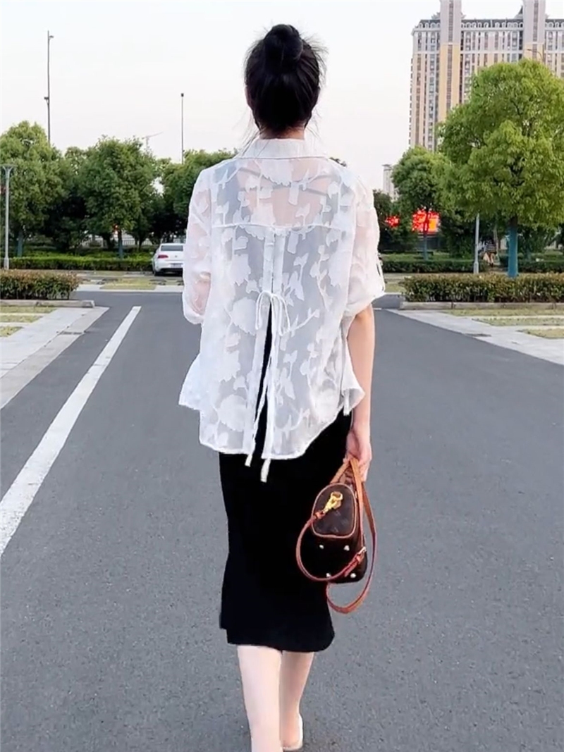柄シャツ 花影レースバックリボンシャツ
