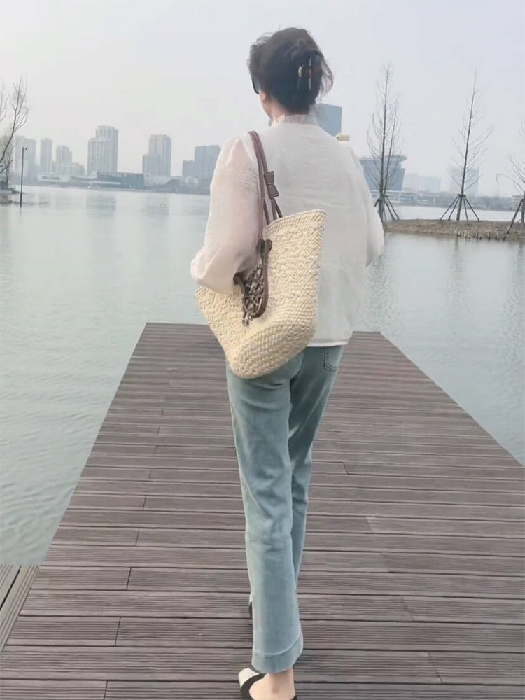 https://fulmo-img-server.com/ga-rara/3138cc83-a09b-47d8-9d1d-9bb79afc85ea.jpg