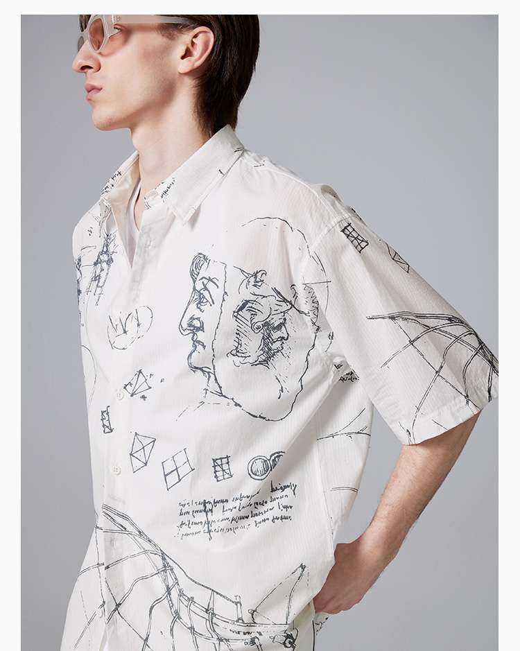 総柄シャツ　幾何学模様プリント柄シャツ