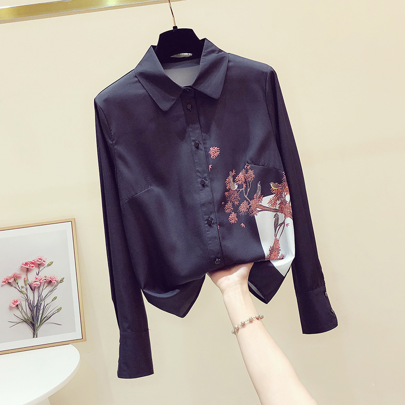 柄シャツ 花舞う枝模様シルクブラウス