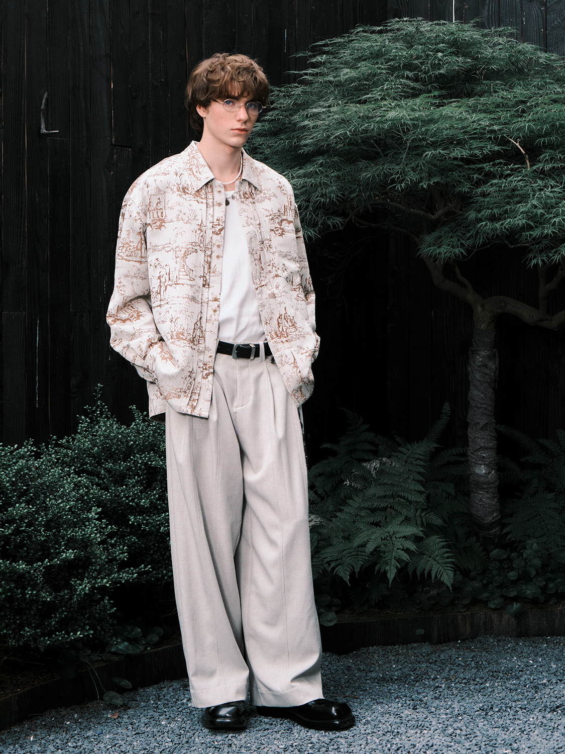 柄シャツ 風景画風総柄シャツ