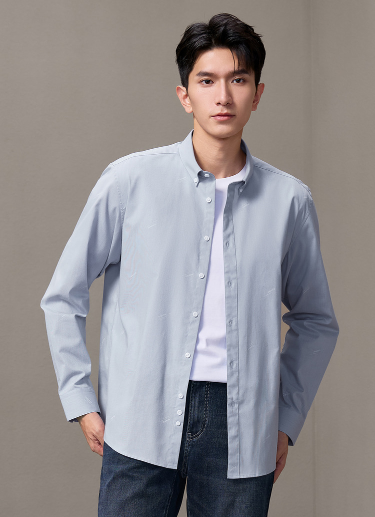 柄シャツ 凛とした佇まい 細やか織り模様シャツ