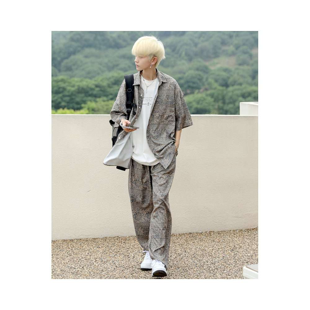 総柄シャツ　民族調幾何学模様の柄シャツ＆パンツセット