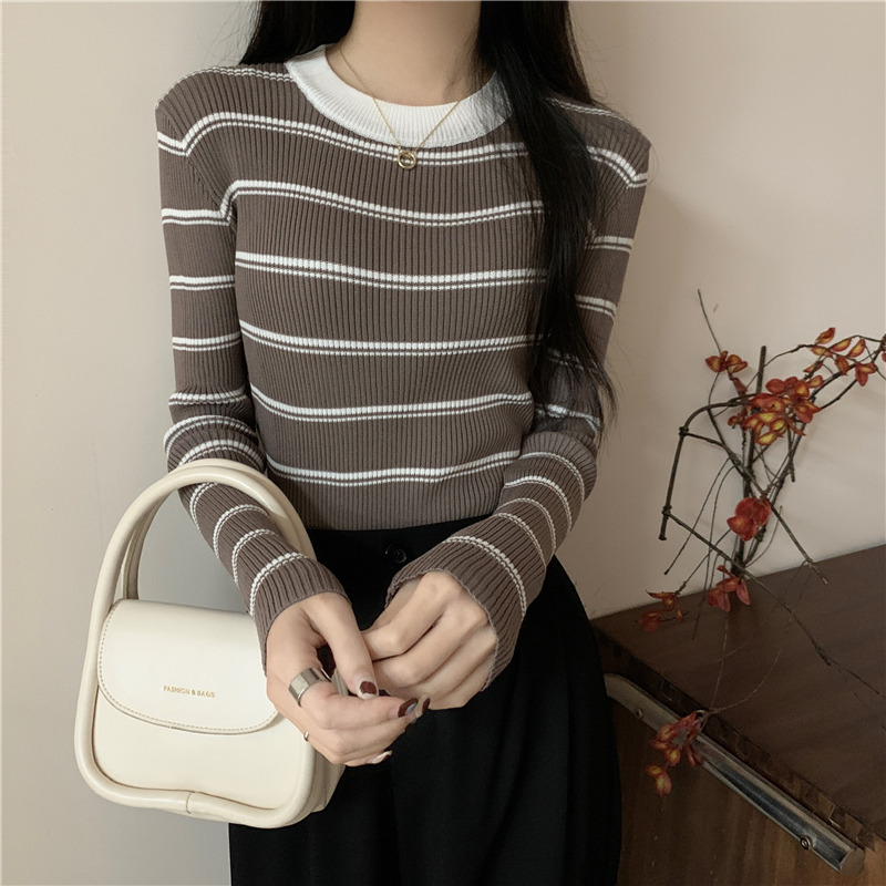 白ボーダー柄シャツ リブ編み長袖ニットトップス