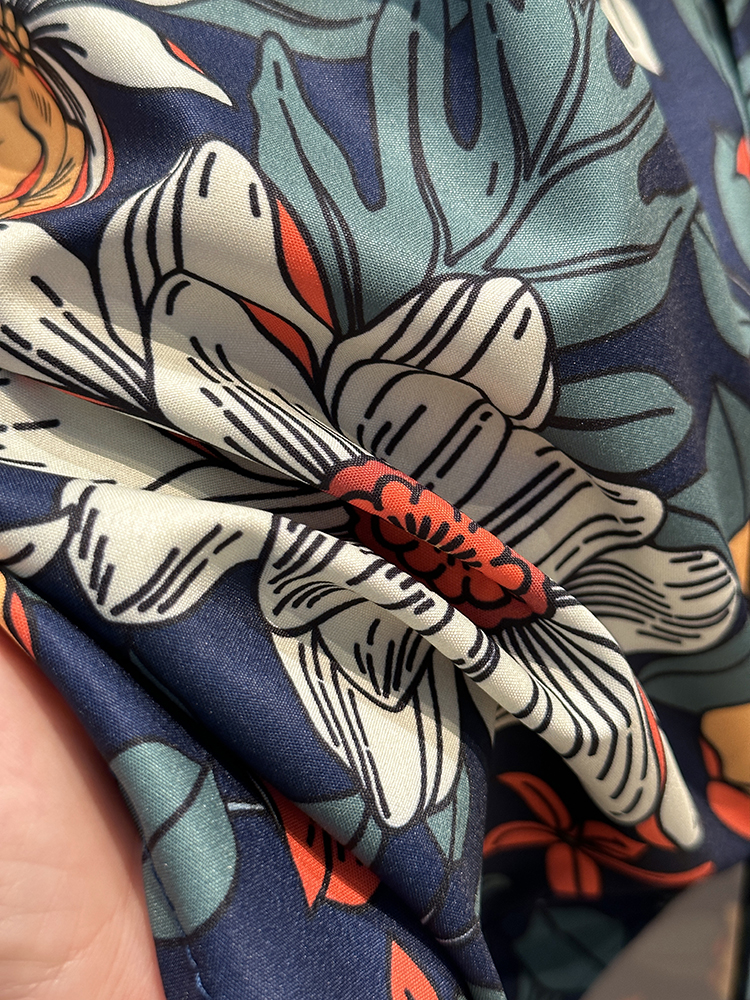 柄シャツ 華やか菊花ボタニカル半袖シャツ