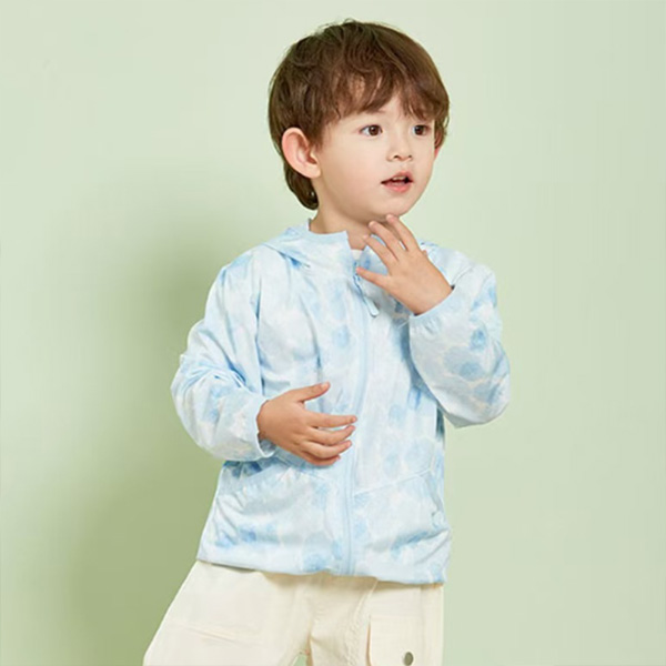 スポーツウェア キッズ軽量吸汗速乾パーカー紫外線対策フード付き男女兼用