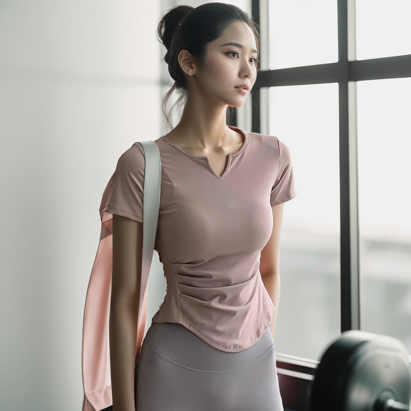 スポーツウェア 優美シルエット キーネックシャツ