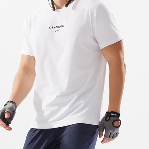 スポーツウェア 速乾機能付きスポーツシャツ