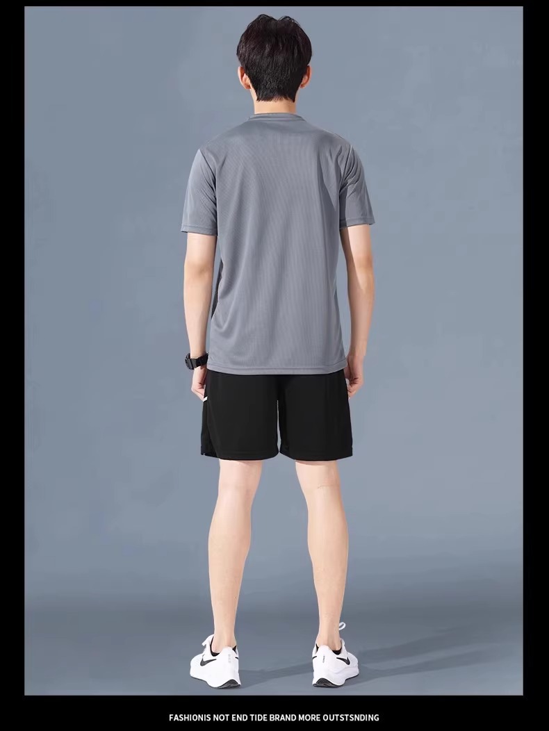 スポーツウェア ラインデザイン機能性ショートパンツ