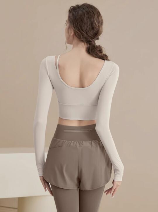 スポーツウェア 速乾ヨガ服セット フィットネス用長袖トップス ショートパンツ