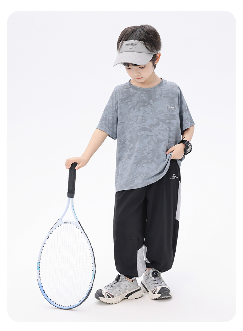 スポーツウェア アクティブキッズ 迷彩柄セットアップ