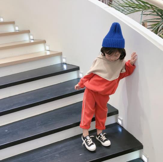 女の子用配色スポーツウェア上下二点組