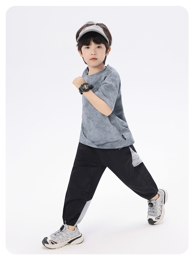 スポーツウェア アクティブキッズ 迷彩柄セットアップ