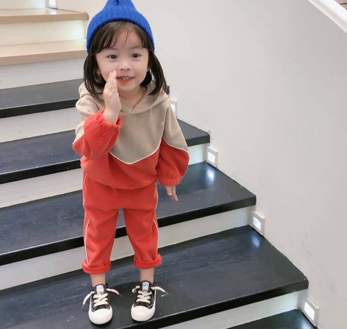 女の子用配色スポーツウェア上下二点組